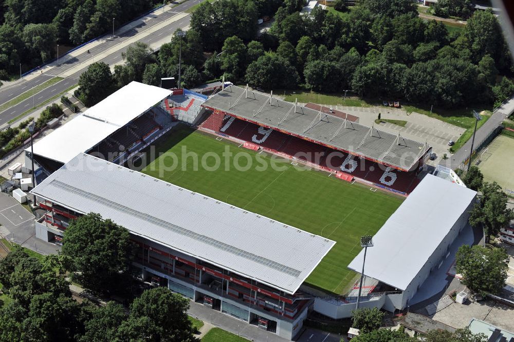 Aerial photograph Cottbus - Blick auf das Stadion der Freundschaft in Cottbus. Es ist die Heimspielstätte des Fußballvereins FC Energie Cottbus und liegt direkt an der Spree. Das Stadion bietet Platz für 22.500 Zuschauer. View of the Stadium of Friendship in Cottbus. It is the home ground of the football club FC Energie Cottbus is located directly on the Spree River. The stadium can accommodate 22,500 spectators.