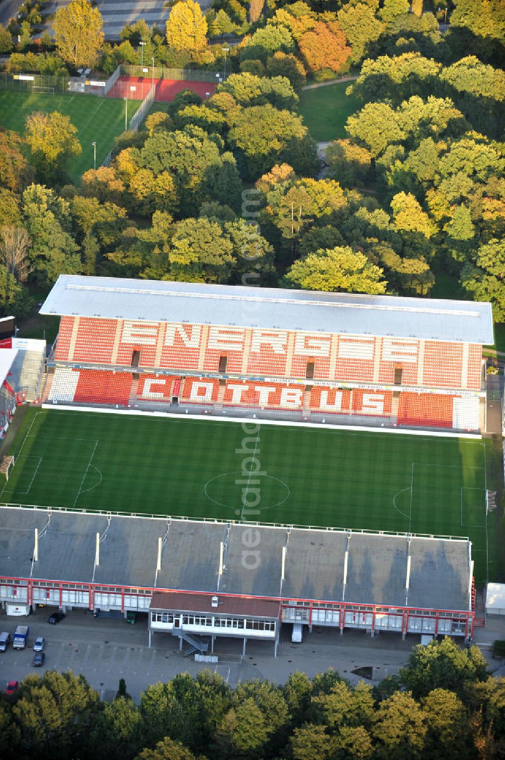 Aerial image Cottbus - Das Stadion der Freundschaft in Cottbus ist die Heimspielstätte des Fußballvereins FC Energie Cottbus. The Stadium of Friendship in Cottbus is the home ground of the football club FC Energie Cottbus.