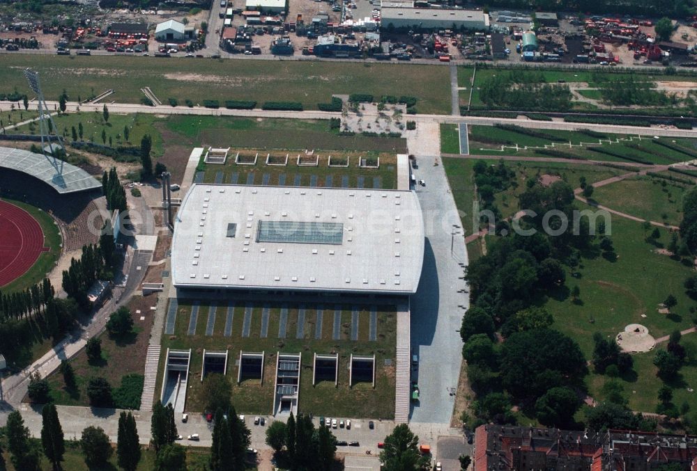 Berlin Prenzaluer Berg from above - Stadium at the Friedrich-Ludwig-Jahn-Sportpark in Berlin Prenzlauer Berg