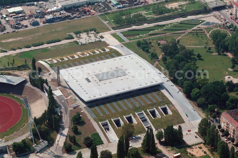 Aerial photograph Berlin Prenzaluer Berg - Stadium at the Friedrich-Ludwig-Jahn-Sportpark in Berlin Prenzlauer Berg