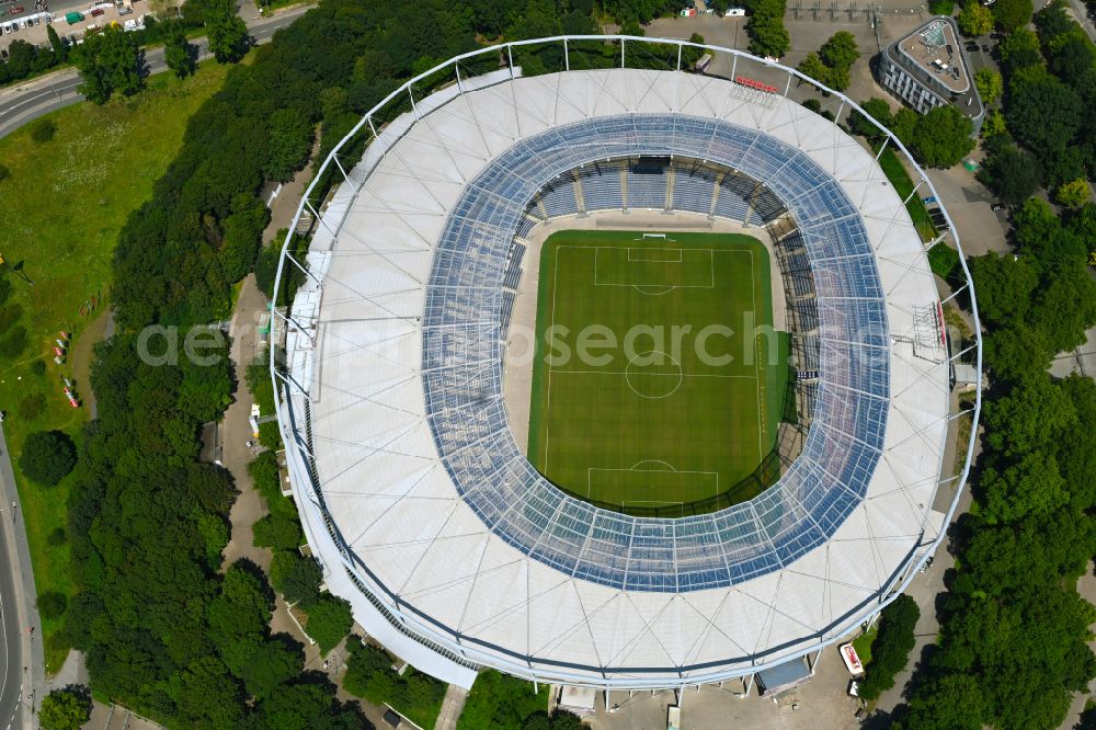 Hannover from the bird's eye view: Stadium of the Heinz von Heiden Arena (formerly AWD Arena and HDI Arena) on Robert-Enke-Strasse in the Calenberger Neustadt district of Hanover in Lower Saxony