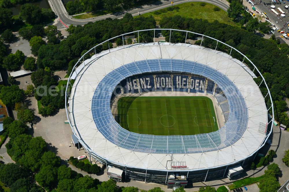 Aerial image Hannover - Stadium of the Heinz von Heiden Arena (formerly AWD Arena and HDI Arena) on Robert-Enke-Strasse in the Calenberger Neustadt district of Hanover in Lower Saxony