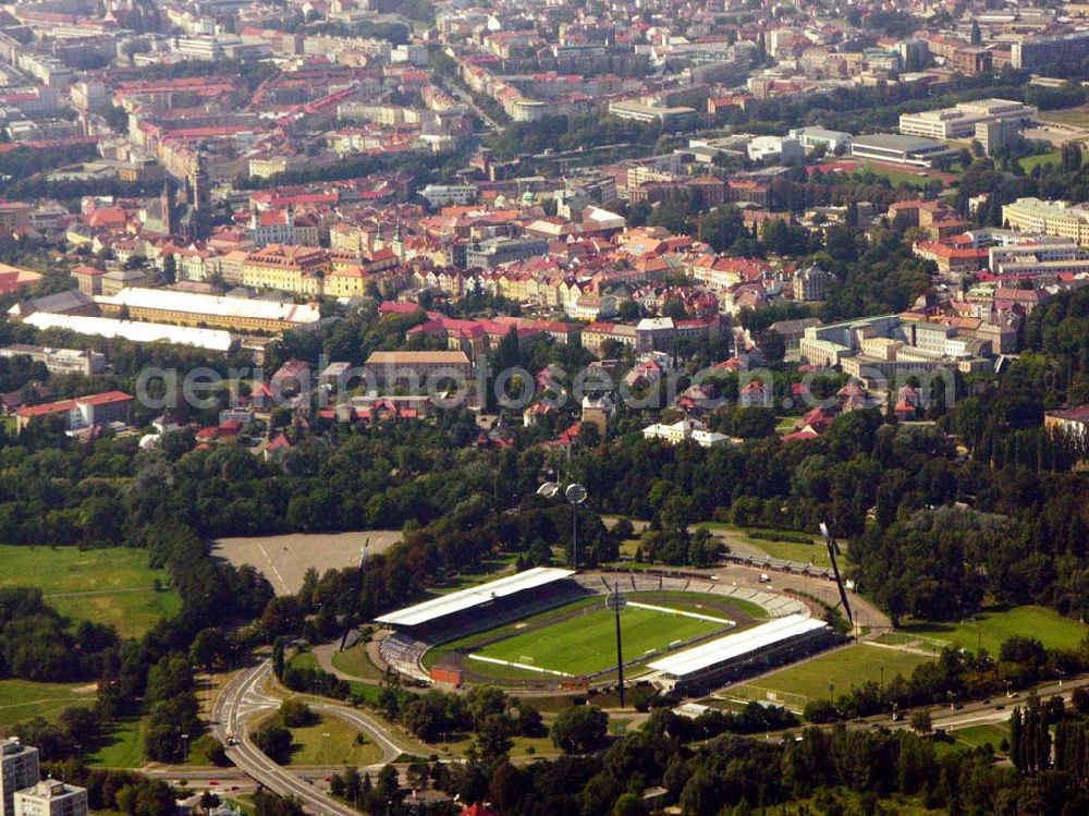 Aerial image Hradec Králové (Königgrätz) - Zu den wichtigsten Sporteinrichtungen in der Stadt gehört das Všesportovní Stadion im Stadtteil Malšovice, wo der Fußballverein SK FOMA Hradec Králové die Gambrinus-Fußballliga spielt.