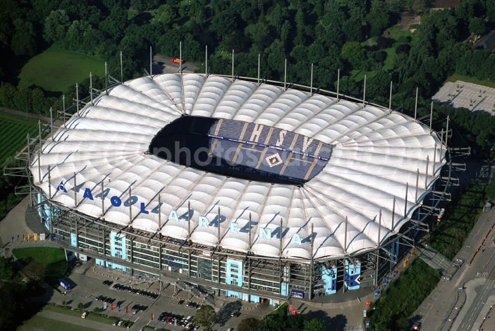 Aerial image Hamburg - Blick auf das Stadion HSH Nordbank Arena. Diese ist eine Konzert- und Wettkampfstätte in Hamburg, die überwiegend vom Fußball-Bundesligisten Hamburger SV (HSV) genutzt wird und u.a. Austragungsort der Fußball-Weltmeisterschaft 2006 war. 2010 wird in der HSH Nordbank Arena das Finale des UEFA Cup stattfinden. Bis einschließlich 30. Juni 2001 trug es den Namen Volksparkstadion, bis einschließlich 3. Juli 2007 hieß es AOL Arena. Kontakt: HSH NORDBANK ARENA HAMBURG, HSV-Arena GmbH & CO. KG, Sylvesterallee 7, 22525 Hamburg, Tel. +49 (0)40 415531 10, Fax +49 (0)40 415531 20, e-mail: info@hsv-hshnordbank-arena.de