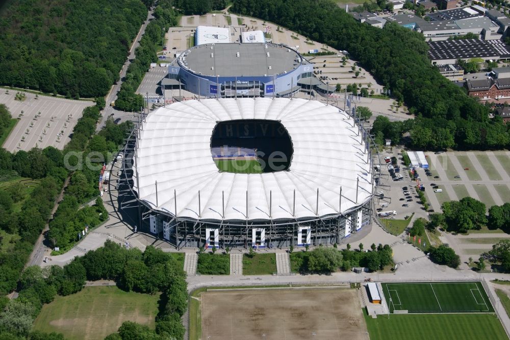 Hamburg from the bird's eye view: The stadium Imtech Arena is the home ground of German Bundesliga club HSV, the O2 World a multi-purpose arena in Hamburg and the Volksbank Arena a ice rink and ball sports hall