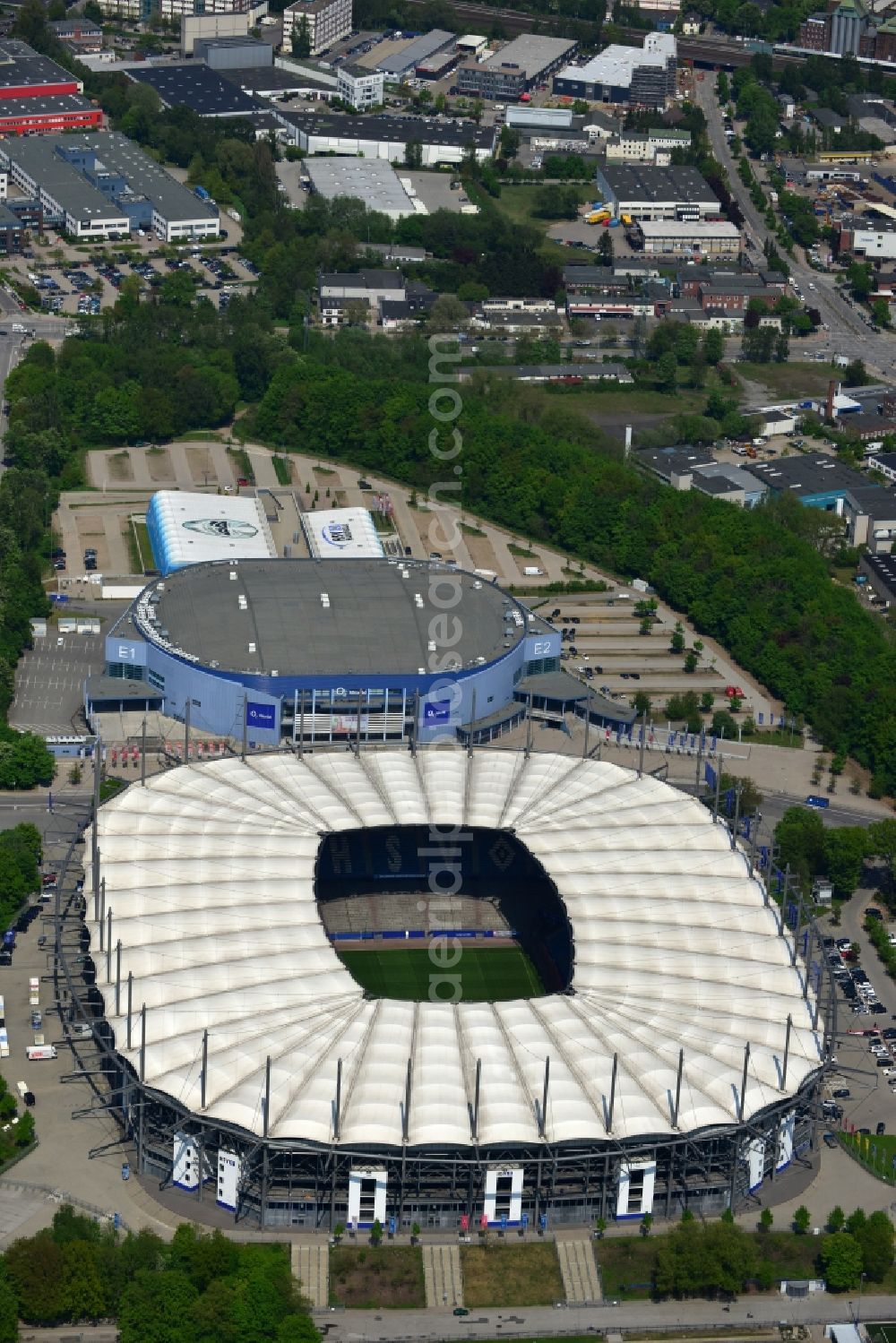 Hamburg from the bird's eye view: The stadium Imtech-Arena is the home ground of German Bundesliga club HSV