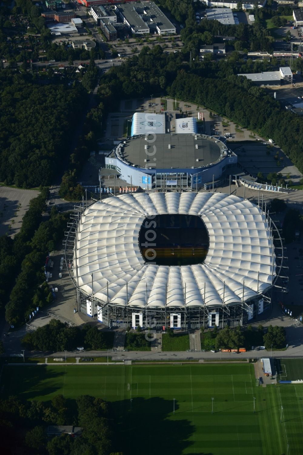 Hamburg from the bird's eye view: The stadium Imtech-Arena is the home ground of German Bundesliga club HSV