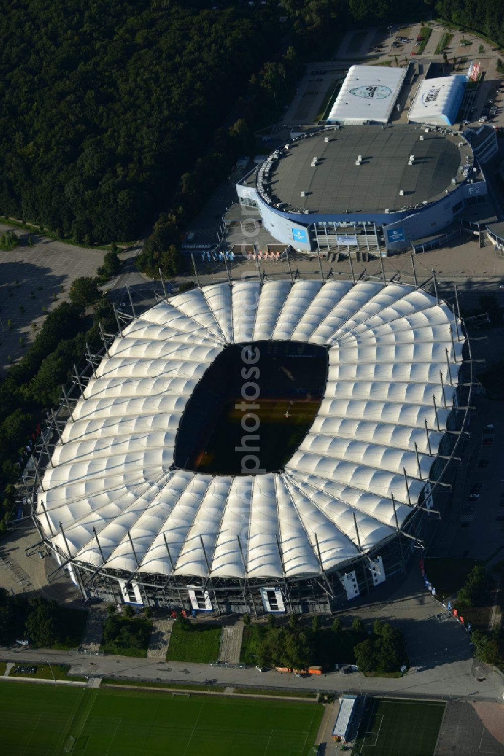 Aerial photograph Hamburg - The stadium Imtech-Arena is the home ground of German Bundesliga club HSV