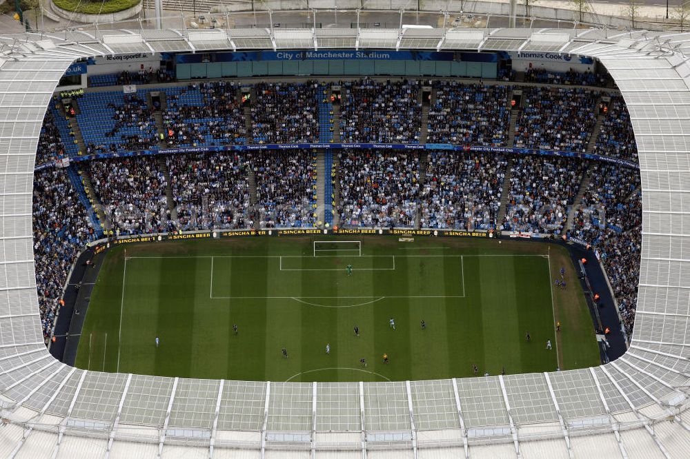 Manchester from the bird's eye view: Blick auf das Stadion in Manchester. Umgangssprachlich wird das Stadion auch COMS, Eastlands, The Blue Camp oder Sportcity genannt. View of the City of Manchester Stadium. Nur zur redaktionellen Verwendung - only for editorial use !