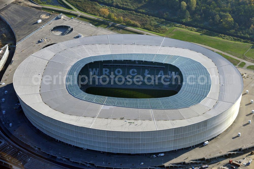 Aerial photograph Wroclaw / Breslau - Das neu errichtete Stadion Miejski in Breslau, Niederschlesien in Polen. Das Fußballstadion ist ein Austragungsort der UEFA Fußball-Europameisterschaft EM 2012. Errichtet wurde der Stadion- Neubau durch das Bauunternehmen MAX Bögl nach Entwürfen des deutschen Architekturbüros JSK. The new built stadium Miejski in Wroclaw, Lower Silesia in Poland. The soccer stadium is a venue for the UEFA European Football Championship 2012. The stadium was built by the construction company Max Bögl designed by the German architects JSK.