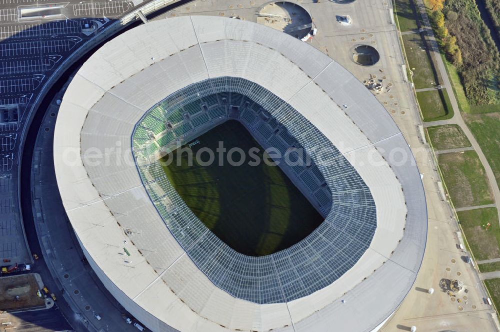 Aerial image Wroclaw / Breslau - Das neu errichtete Stadion Miejski in Breslau, Niederschlesien in Polen. Das Fußballstadion ist ein Austragungsort der UEFA Fußball-Europameisterschaft EM 2012. Errichtet wurde der Stadion- Neubau durch das Bauunternehmen MAX Bögl nach Entwürfen des deutschen Architekturbüros JSK. The new built stadium Miejski in Wroclaw, Lower Silesia in Poland. The soccer stadium is a venue for the UEFA European Football Championship 2012. The stadium was built by the construction company Max Bögl designed by the German architects JSK.