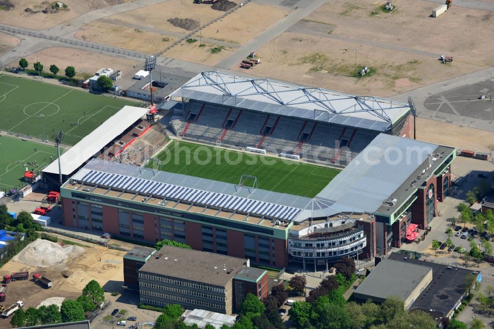 Aerial photograph Hamburg - View of the Hamburg Millerntor Stadium / St. Pauli stadium. The stadium is home to the first and 2 Soccer team of FC St. Pauli