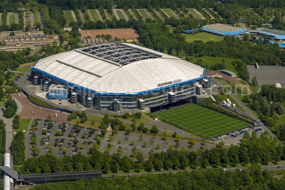 Gelsenkirchen from the bird's eye view: View the Veltins-Arena, the stadium of Bundesliga football team FC Schalke 04. The multifunctional arena also offers space for concerts and other sports events such as biathlon, ice hockey or boxing