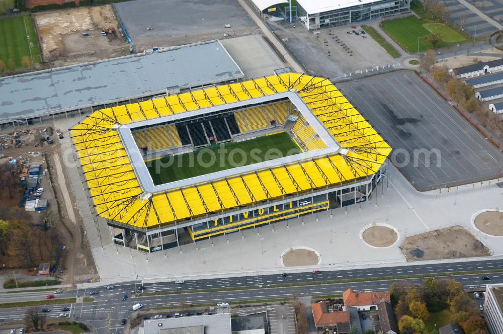 Aerial image Aachen - Baustelle des Stadion des Fußballklubs Alemannia Aachen, dem Neuen Tivoli. Die Baustelle der WALTER HELLMICH GmbH bietet Platz für bis zu 33.000 Zuschauern und liegt im Sportpark Soers. Construction site of the stadium of the football club Alemannia Aachen, the new Tivoli.