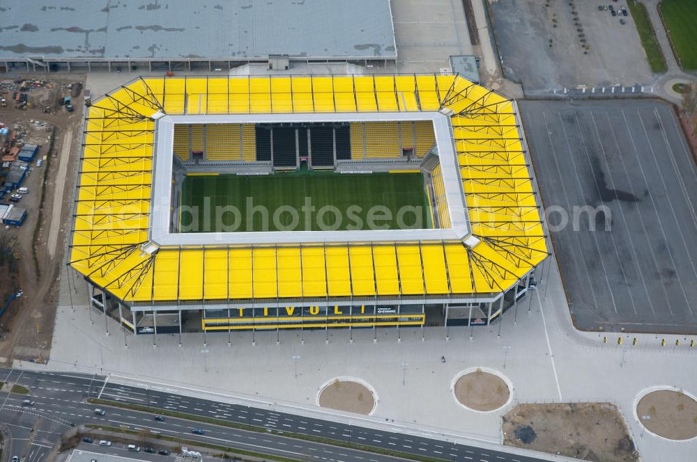 Aachen from above - Baustelle des Stadion des Fußballklubs Alemannia Aachen, dem Neuen Tivoli. Die Baustelle der WALTER HELLMICH GmbH bietet Platz für bis zu 33.000 Zuschauern und liegt im Sportpark Soers. Construction site of the stadium of the football club Alemannia Aachen, the new Tivoli.