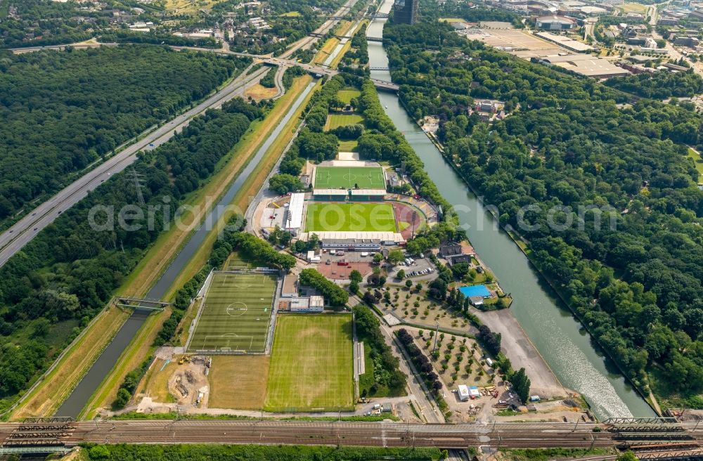 Oberhausen from the bird's eye view: Sports facility grounds of stadium Stadion Niederrhein of SC Rot-Weiss in Oberhausen in the state North Rhine-Westphalia, Germany