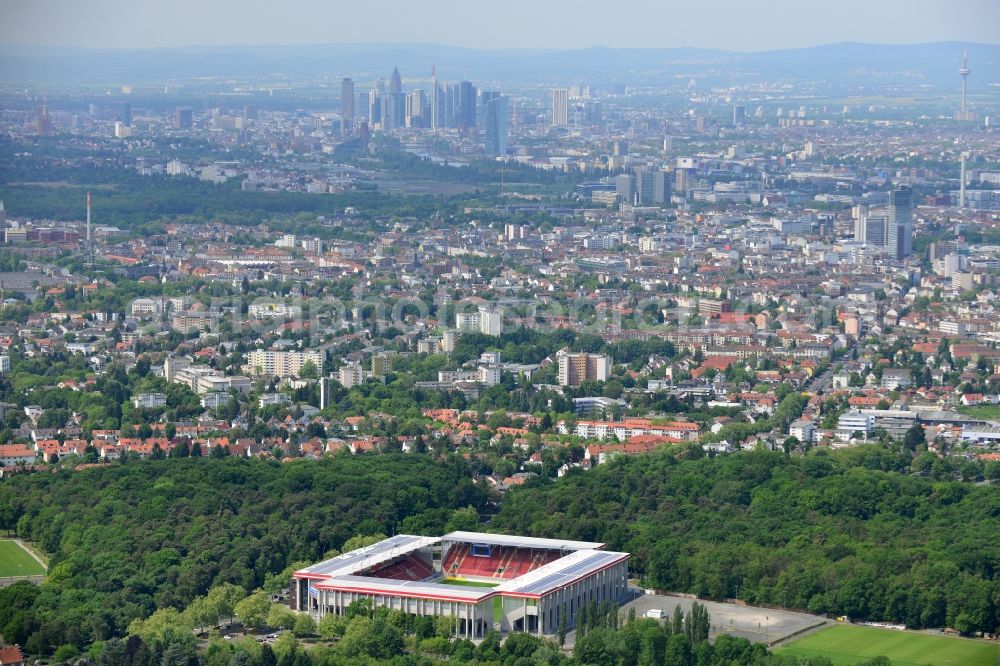 Offenbach am Main from the bird's eye view: Arena of the Stadium Sparda Bank Hessen Stadium in Offenbach in Hesse. The football stadium where the football club Kickers Offenbach is of the stadium company Bieberer Berg (SBB) entertained