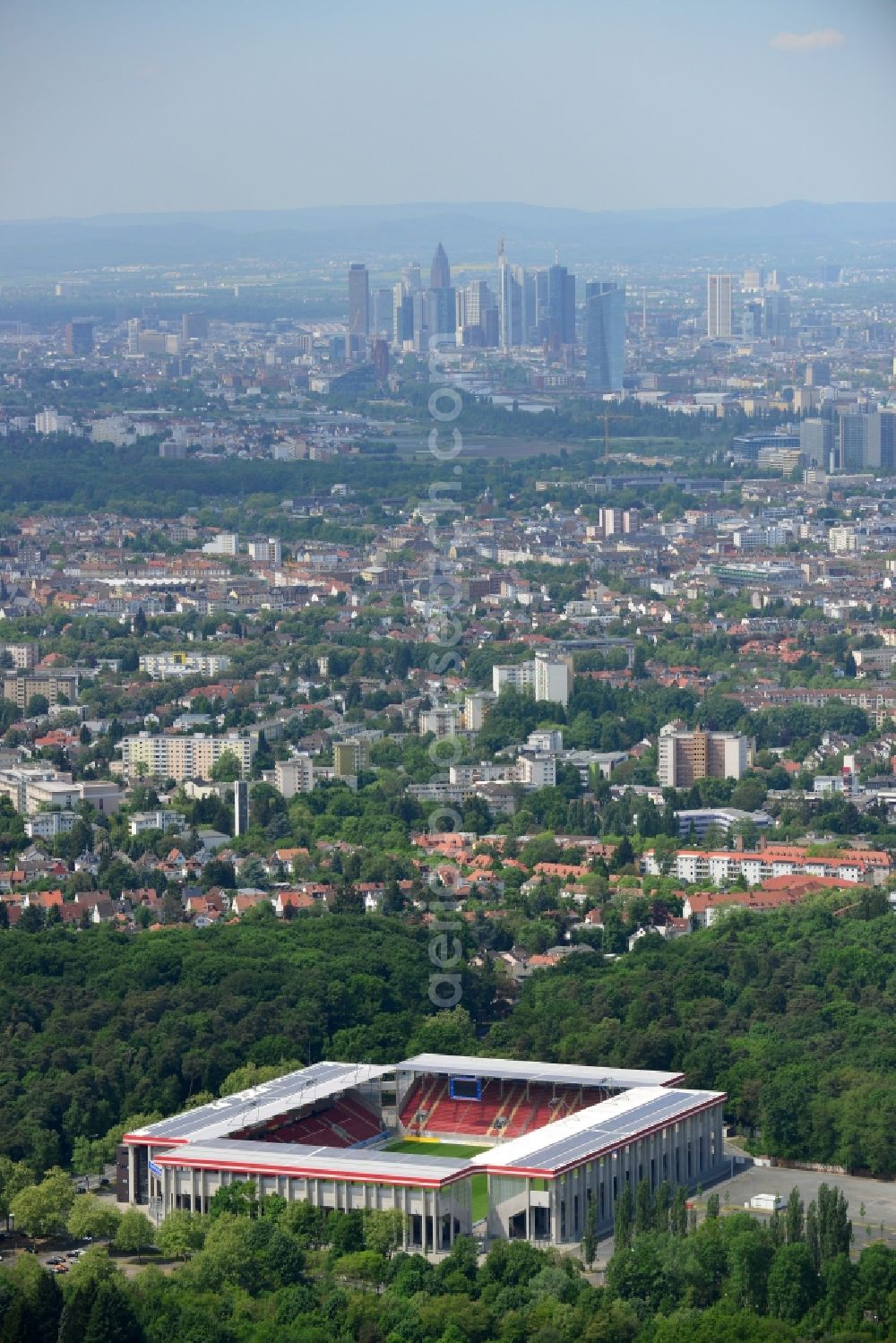 Aerial image Offenbach am Main - Arena of the Stadium Sparda Bank Hessen Stadium in Offenbach in Hesse. The football stadium where the football club Kickers Offenbach is of the stadium company Bieberer Berg (SBB) entertained