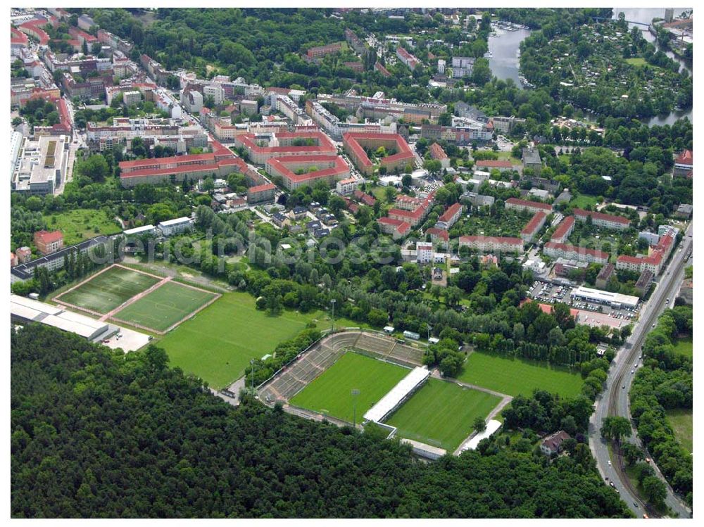 Aerial photograph Berlin - Blick auf das Stadion an der Wuhlheide - Sitz des 1. FC UNION in Berlin - Köpenick. Am Eichengestell 161, 12459 Berlin (Treptow-Köpenick) Telefon: (030) 5 35 50 60