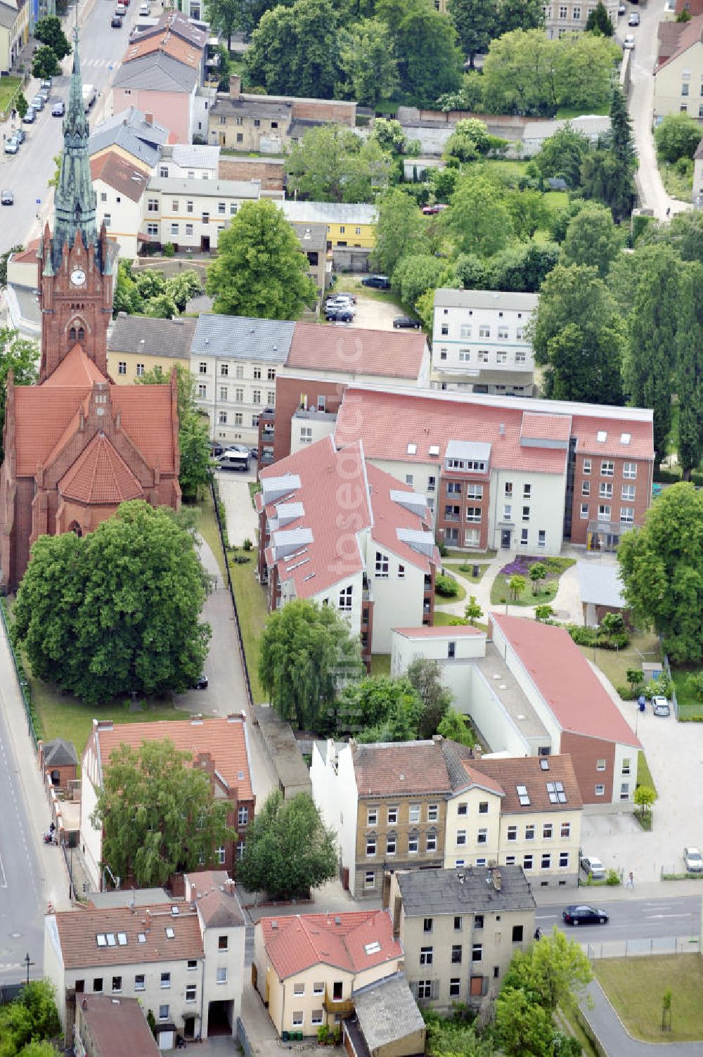 Aerial image Bernau - Blick auf die Innenstadt von Bernau an der Börnicker Straße mit der Herz Jesu Kircheim Hintergrund. View to the inner city of Bernau withe the Herz Jesu church.