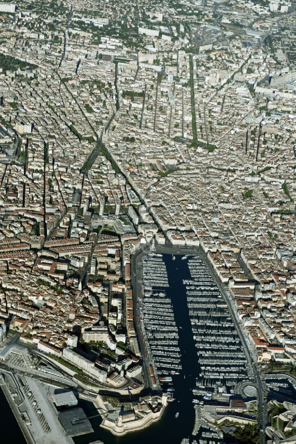 Aerial photograph Marseille - Cityscape with the Old Port / Vieux Port of Marseille in the Provence-Alpes-Cote d'Azur, France