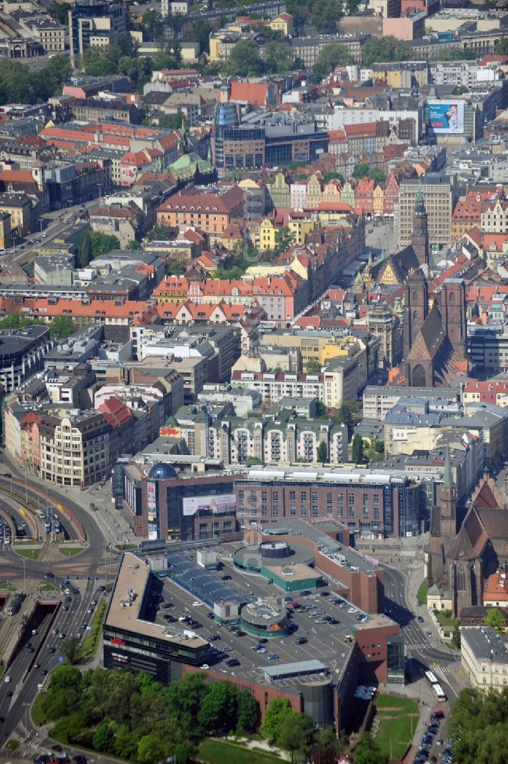 Wroc?aw / Breslau from the bird's eye view: The Galeria Dominikanska is a shopping mall in the city center of Wroclaw in Poland