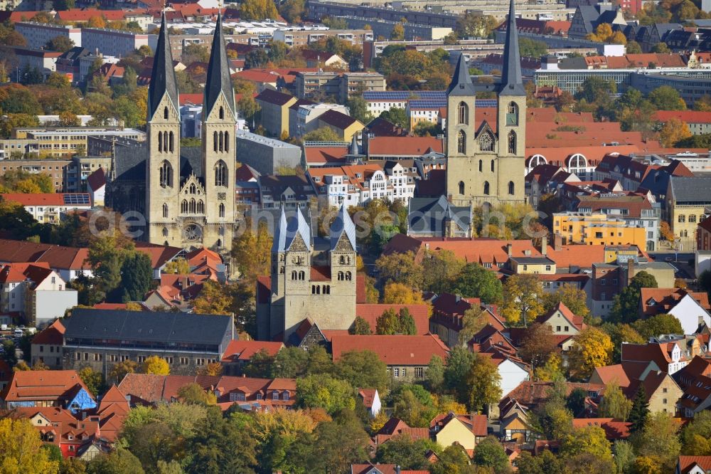 Aerial image Halberstadt - Cityscape onto the old city of Halberstadt in the state Saxony-Anhalt. Catch sight of the Halberstadt Cathedral, the Church of Our Lady of Halberstadt and the Martini Church