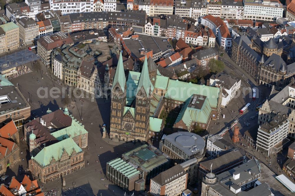 Bremen from the bird's eye view: City view from the Old Town area of ??the city of Bremen