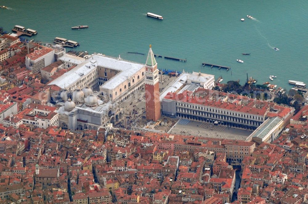 Venedig from the bird's eye view: City view from the old town center on Mark's Square in Venice Italy