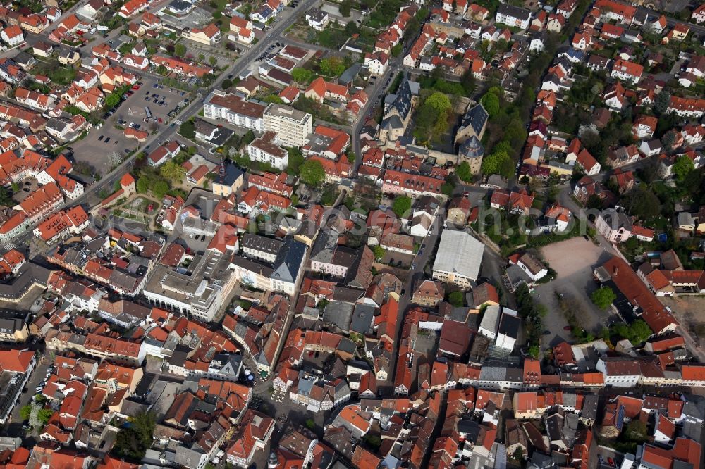 Alzey from the bird's eye view: City - view of Alzey in Rhineland-Palatinate