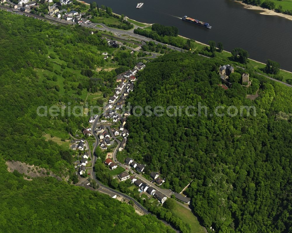 Aerial image Bad Breisig - View of Bad Breisig on the riverbank of the Rhine in the state of Rhineland-Palatinate. Bad Breisig is also home to an association of municipialities and is located on the left Rhine riverbank. Castle Rheineck is located on a hill above the river