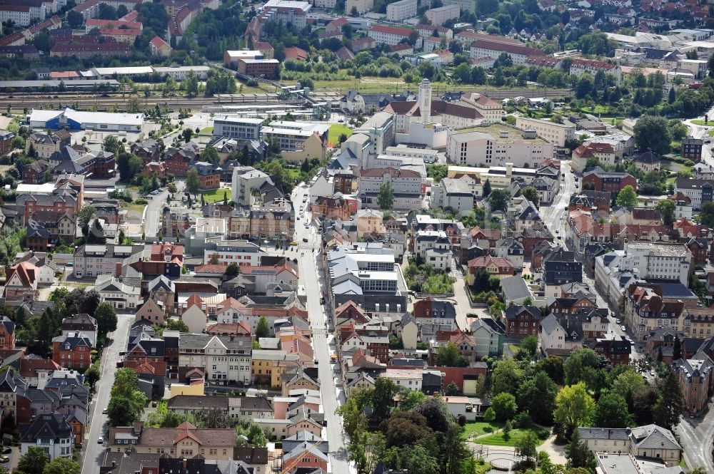 Aerial image Sonneberg - Stadtansicht mit Wohngebiet an der Bahnhofstraße in Sonneberg in Thüringen. Cityscape with housing area on the Bahnhofstrasse in Sonneberg in Thuringia.