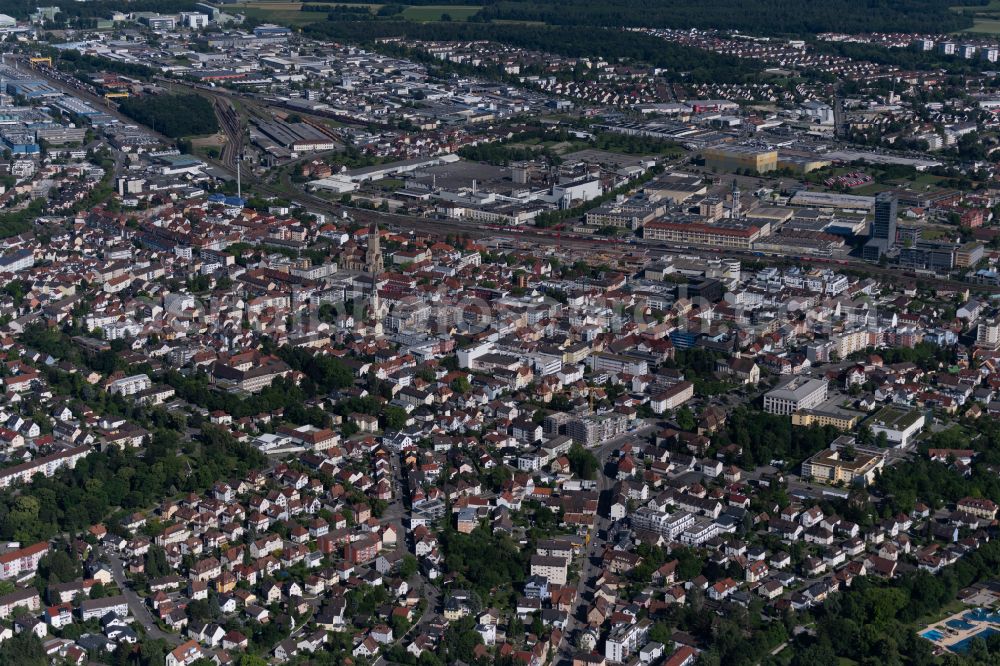 Aerial image Singen (Hohentwiel) - District in the city around the railway station in Singen (Hohentwiel) in the state Baden-Wuerttemberg, Germany