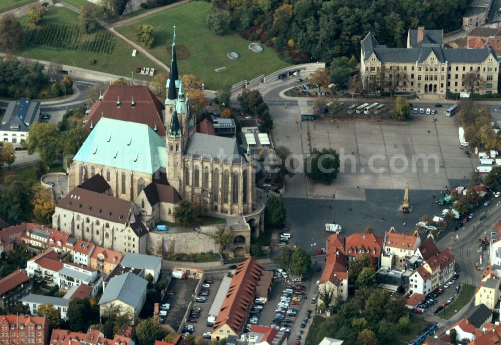 Erfurt from the bird's eye view: View of the St. Severus and the Erfurt Cathedral, the former St. Mary's Church at the Cathedral Square and the old town of Erfurt