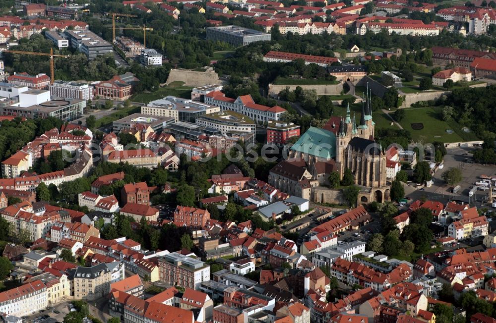 Erfurt from the bird's eye view: View of the St. Severus and the Erfurt Cathedral, the former St. Mary's Church at the Cathedral Square and the old town of Erfurt