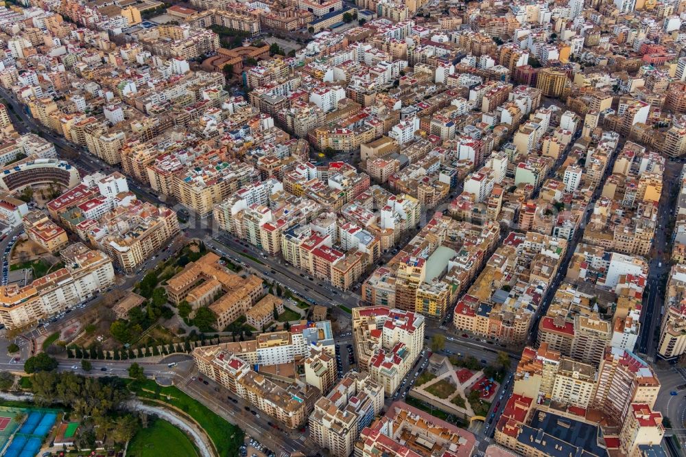 Palma from the bird's eye view: District with Blick auf das Seniorenheim Hermanitas de los Pobres in the city in the district Bons Aires in Palma in Balearische Insel Mallorca, Spain