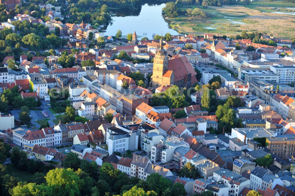 Aerial photograph Brandenburg - Stadtansicht von der Brandenburger Altstadt / Innenstadt an der Kirche St Katharinen, Steinstraße, Katharinenkirchplatz.City view of the Brandenburg old town.