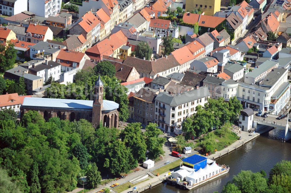 Brandenburg from above - Stadtansicht auf Brandenburg an der Havel in Brandenburg. Die Stadt ist eine kreisfreie Stadt und mit ihrer tausend-jährigen Geschichte eine der ältesten Städte im Bundesland Brandenburg. Cityscape at Brandenburg on Havel in Brandnburg. The city is one of the oldest in the state of Brandenburg.