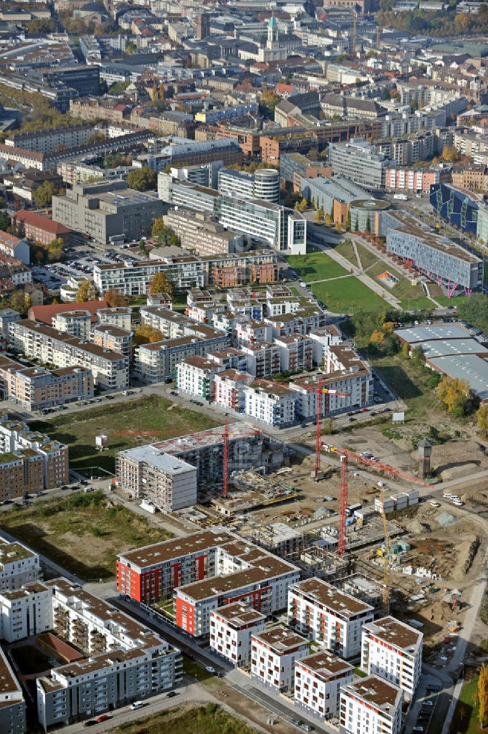 Aerial photograph Karlsruhe - Blick über die Fläche des Neubauprojekts City Park nach Westen. View over the development project City Park to the west.