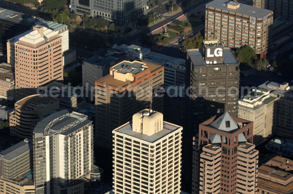 Aerial image Kapstadt / Cap Town - Stadtansicht von Kapstadt in der Provinz Western Cape von Südafrika, ein Austragungsort der Fußball- Weltmeisterschaft 2010. Cityscape of the Cap Town in South Africa a venue of the 2010 FIFA World Cup.