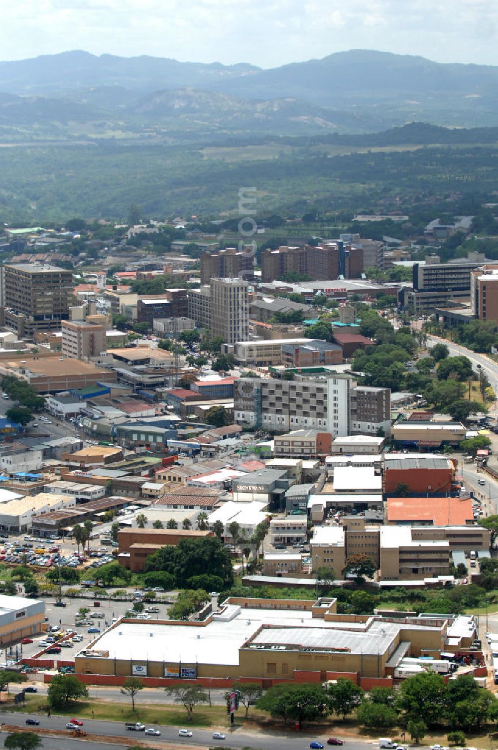 Aerial image Nelspruit - Stadtansicht von Nelspruit in der Provinz Mpumalanga von Südafrika, einem Austragungsort der Fußball- Weltmeisterschaft 2010. Cityscape from Nelsspruit in South Africa a venue of the 2010 FIFA World Cup.