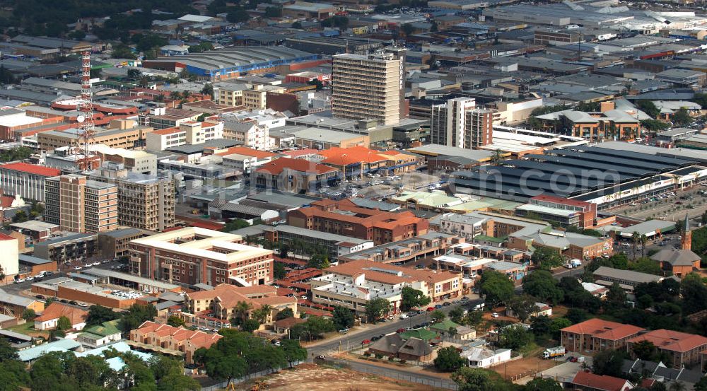 Polokwane from above - Stadtansicht von Polokwane in der Provinz Limpopo von Südafrika, einem Austragungsort der Fußball- Weltmeisterschaft 2010. City View from Polokwane in South Africa a venue of the 2010 FIFA World Cup.