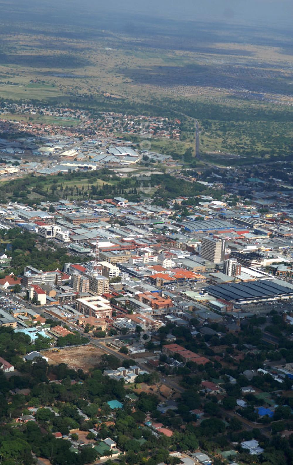 Aerial image Polokwane - Stadtansicht von Polokwane in der Provinz Limpopo von Südafrika, einem Austragungsort der Fußball- Weltmeisterschaft 2010. City View from Polokwane in South Africa a venue of the 2010 FIFA World Cup.