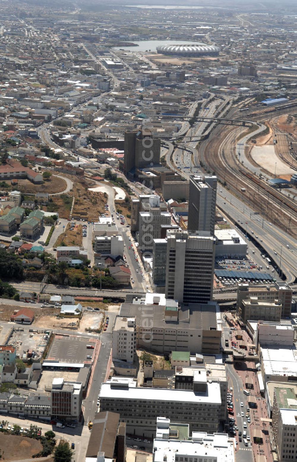 Port Elizabeth from the bird's eye view: Stadtansicht von Port Elizabeth in der Provinz Eastern Cape von Südafrika, einem Austragungsort der Fußball- Weltmeisterschaft 2010. Cityscape of Port Elizabeth in South Africa, a venue of the 2010 FIFA World Cup.