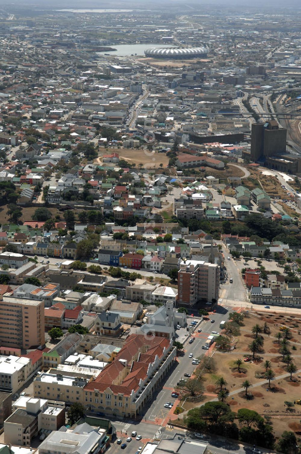 Aerial photograph Port Elizabeth - Stadtansicht von Port Elizabeth in der Provinz Eastern Cape von Südafrika, einem Austragungsort der Fußball- Weltmeisterschaft 2010. Cityscape of Port Elizabeth in South Africa, a venue of the 2010 FIFA World Cup.