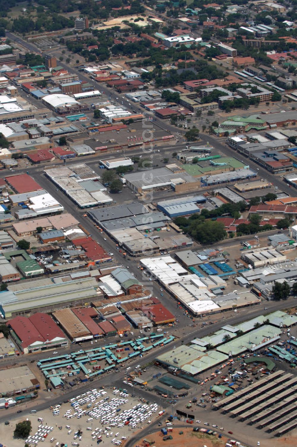 Aerial image Rustenburg - Stadtansicht von Rustenburg, in der Nordwest Provinz von Südafrika, einem Austragungsort der Fußball- Weltmeisterschaft 2010. Cityscape from Rustenburg in the North West Province of South Africa, a venue of the 2010 FIFA World Cup.