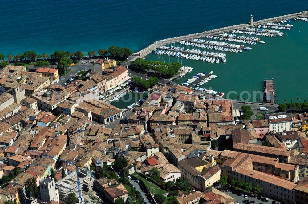 Aerial photograph Desenzano del Garda - City view of Desenzano del Garda in the province Brescia in Italy