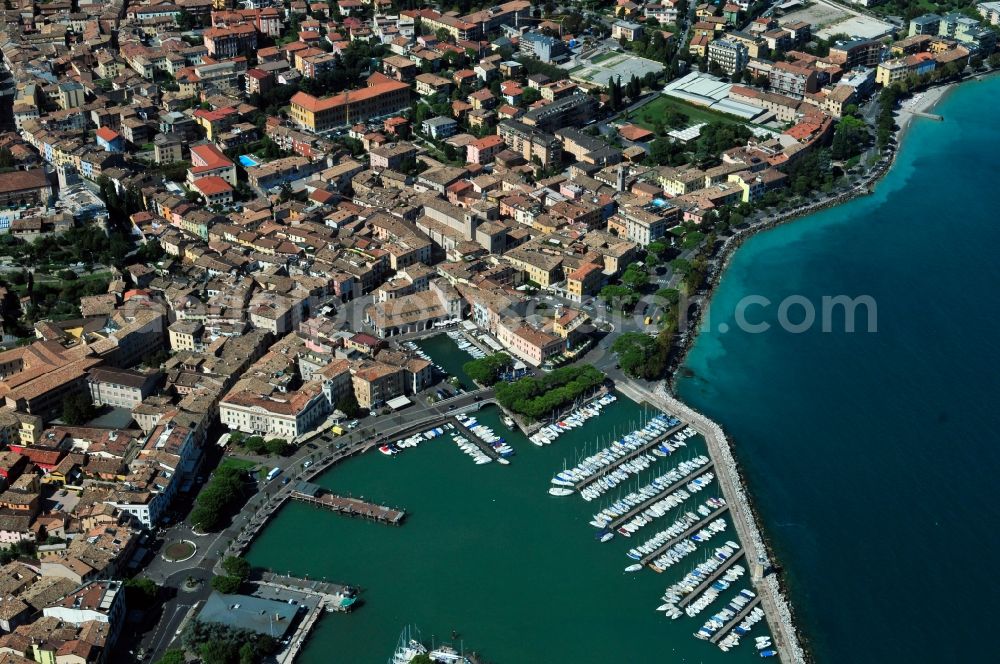 Aerial photograph Desenzano del Garda - City view of Desenzano del Garda in the province Brescia in Italy