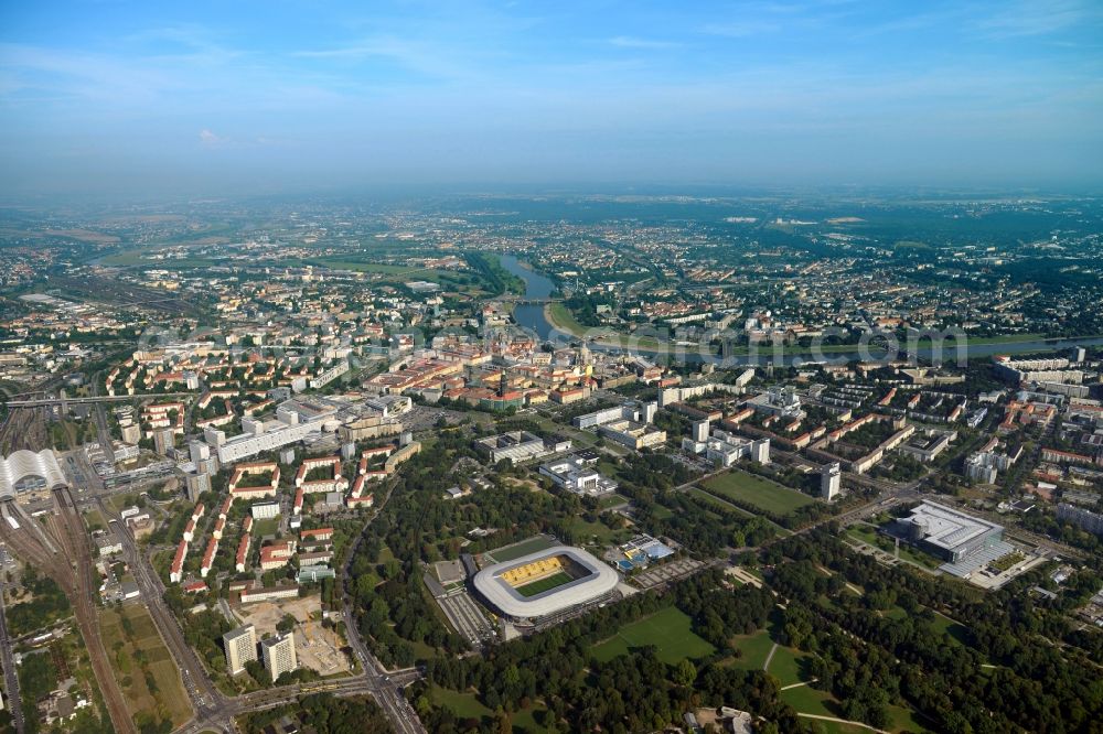 Dresden from the bird's eye view: City view of Dresden in the state Saxony