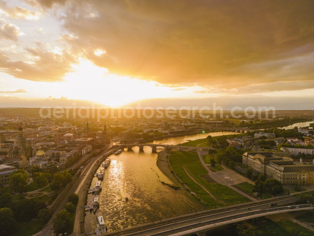 Aerial image Dresden - City view on the river bank of the River Elbe on street Terrassenufer in Dresden in the state Saxony, Germany